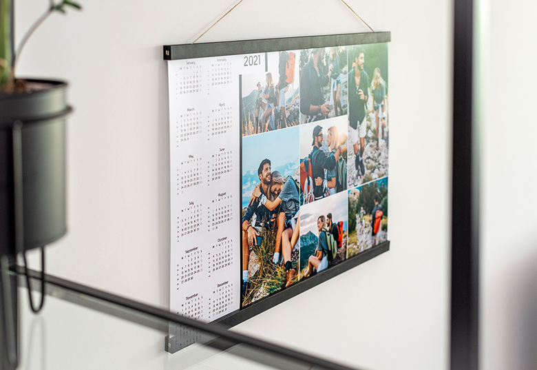 Poster calendar with Magnetic hanger