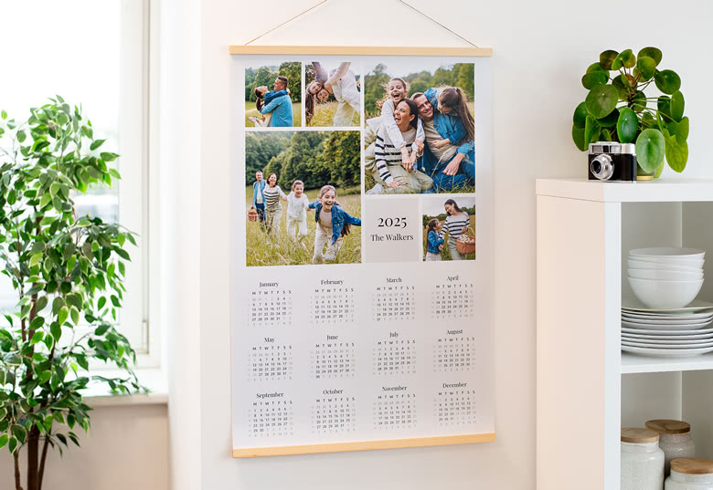 Poster calendar with Magnetic hanger