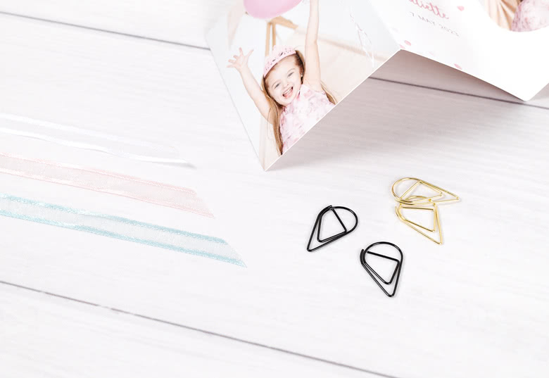 Fold out photo card